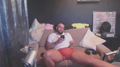 patrickmorris92 online show from April 5, 6:02 pm