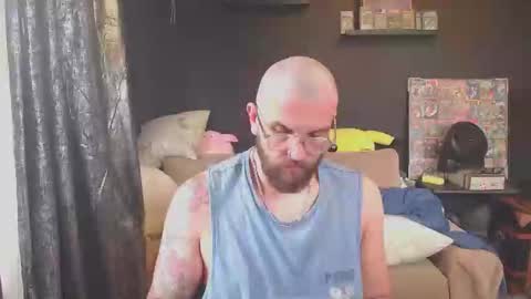 patrickmorris92 online show from April 15, 8:21 am