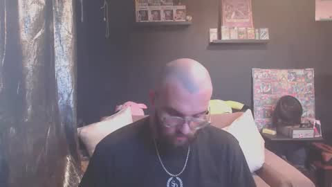 patrickmorris92 online show from April 21, 6:33 pm