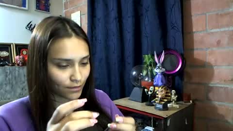 Pau online show from August 5, 5:38 am