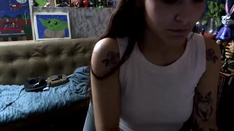 Pau online show from August 16, 4:38 am