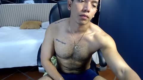 paul_cros online show from August 9, 11:33 am