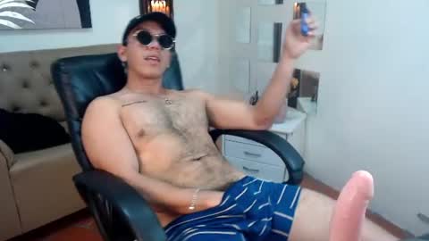 paul_cros online show from August 13, 1:36 pm