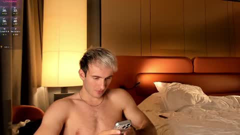 Paul online show from August 9, 7:26 pm