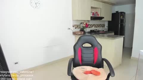 paula princexx online show from August 14, 2:37 am