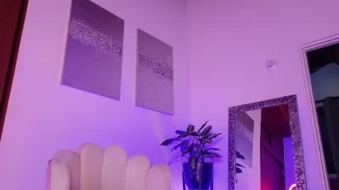 Paula Toro online show from August 15, 5:11 am