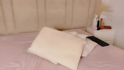 Paula online show from August 6, 7:07 am