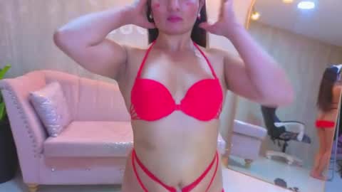 Paulette online show from August 13, 3:26 pm