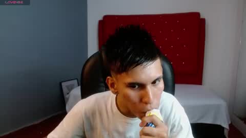 paull online show from August 14, 12:31 pm
