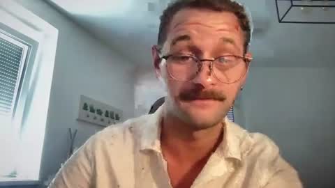 love bush online show from July 18, 12:06 pm