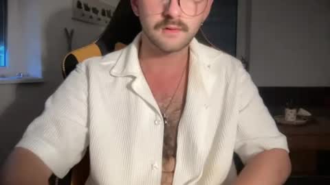 love bush online show from July 22, 6:32 pm