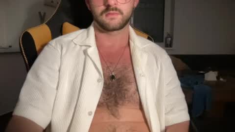 love bush online show from July 30, 7:42 pm