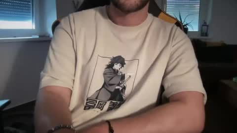 love bush online show from August 5, 5:22 pm