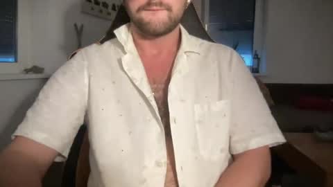 love bush online show from August 11, 6:21 pm