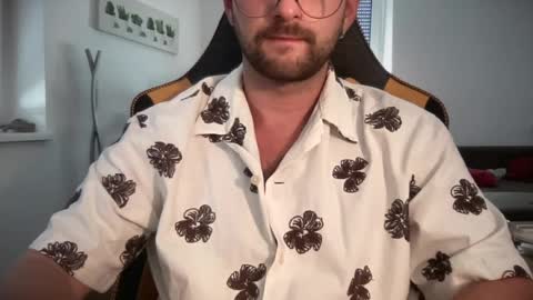 love bush online show from August 12, 3:58 pm