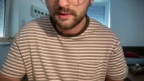 love bush online show from August 15, 10:52 am