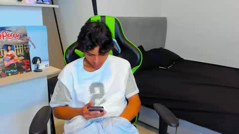 Paul online show from May 28, 2:36 am