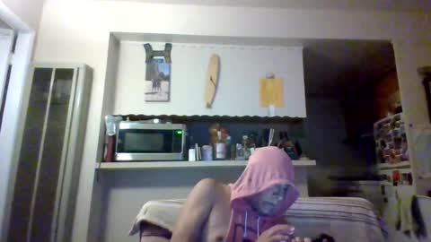 pawgkiller online show from August 6, 3:05 am