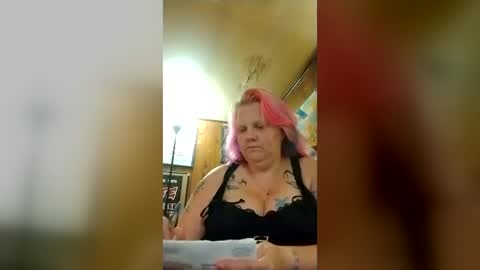 PAWG WIFE online show from August 16, 12:36 am