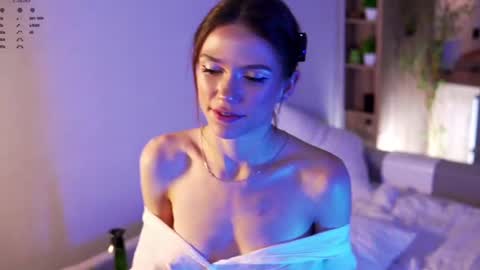 Sexy Mila online show from August 3, 8:10 am