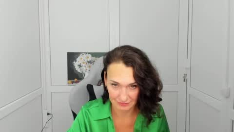 Christina online show from August 5, 11:41 am