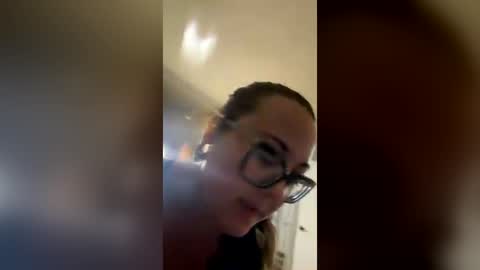 peachesgetcreamy online show from July 19, 11:29 pm