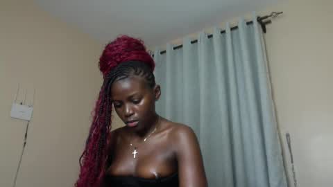 Aura online show from August 11, 2:08 pm