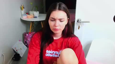 peachybabe__ online show from July 26, 9:42 pm