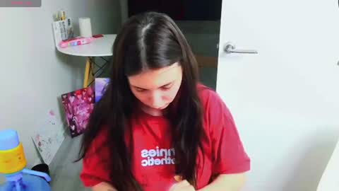 peachybabe__ online show from August 13, 9:40 pm