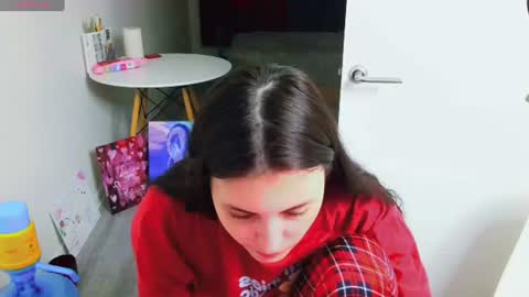 peachybabe__ online show from August 13, 10:46 pm