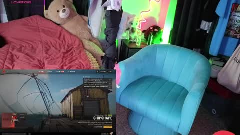 Peachy Nessa online show from March 29, 9:44 pm