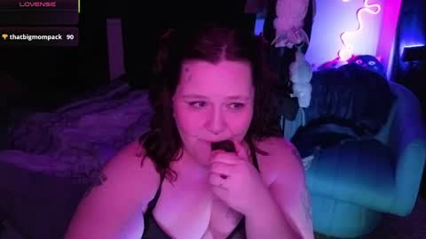Peachy Nessa online show from May 13, 1:11 pm