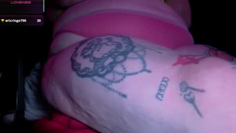 Peachy Nessa online show from May 19, 10:16 am