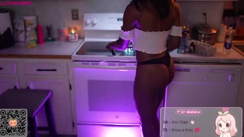 peachypeachgirl online show from May 17, 3:07 am