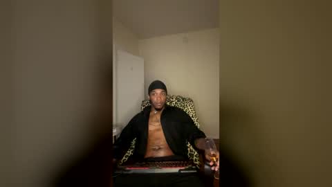 peakyblinder26 online show from July 8, 4:27 am