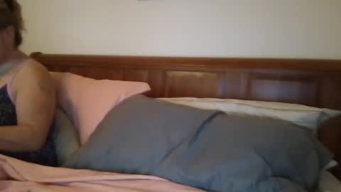 peanut143jelly online show from July 15, 2:45 am