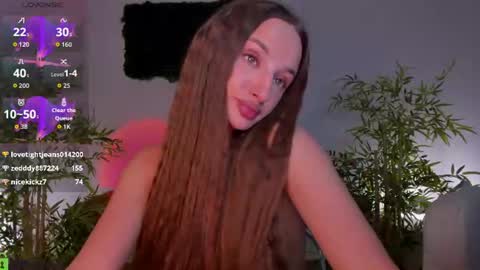 Sex Leah online show from August 11, 6:37 am