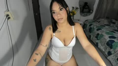 pecado_divinohot online show from August 10, 7:59 pm