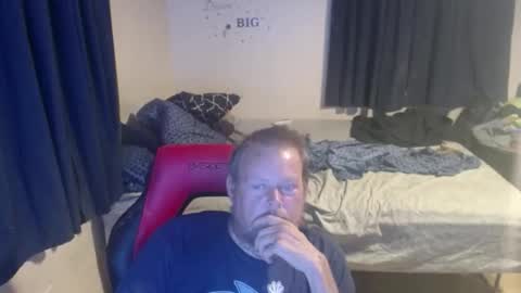 pecker40 online show from May 11, 4:04 am