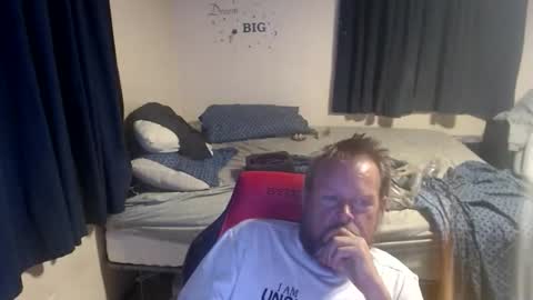 pecker40 online show from June 7, 2:38 am
