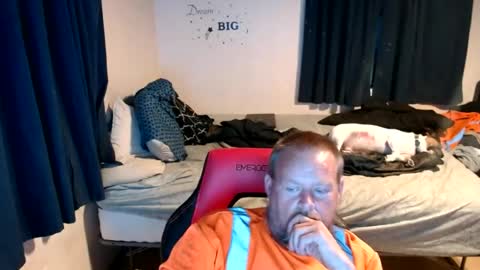 pecker40 online show from July 3, 12:45 am