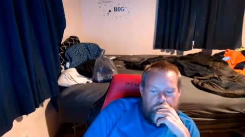 pecker40 online show from August 11, 11:51 pm