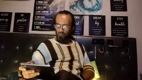 pedrocoelhopio online show from August 8, 8:20 pm