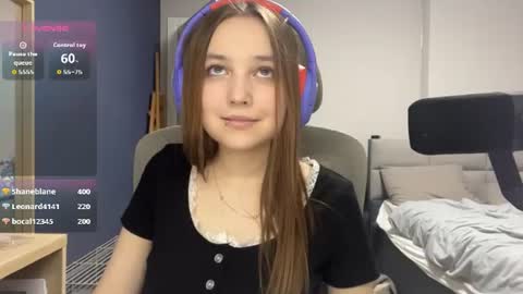 Luna Vale online show from July 31, 9:42 pm