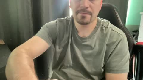easy cum online show from July 1, 7:15 pm