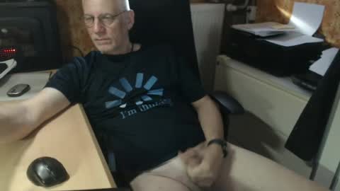 Pemue65 online show from July 20, 6:38 am