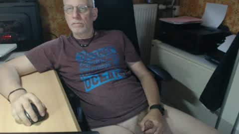 Pemue65 online show from July 22, 10:06 am