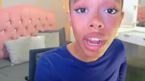 peneelopeecute online show from August 7, 8:31 pm