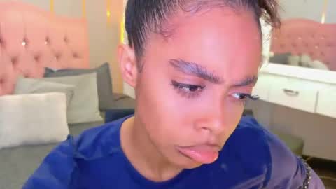 peneelopeecute online show from August 8, 2:44 am