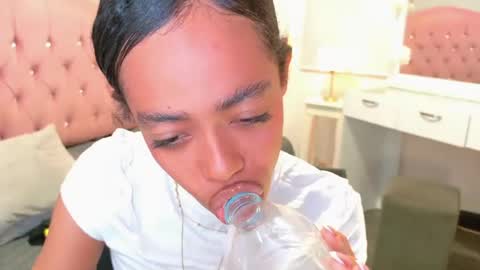 peneelopeecute online show from August 15, 2:37 am